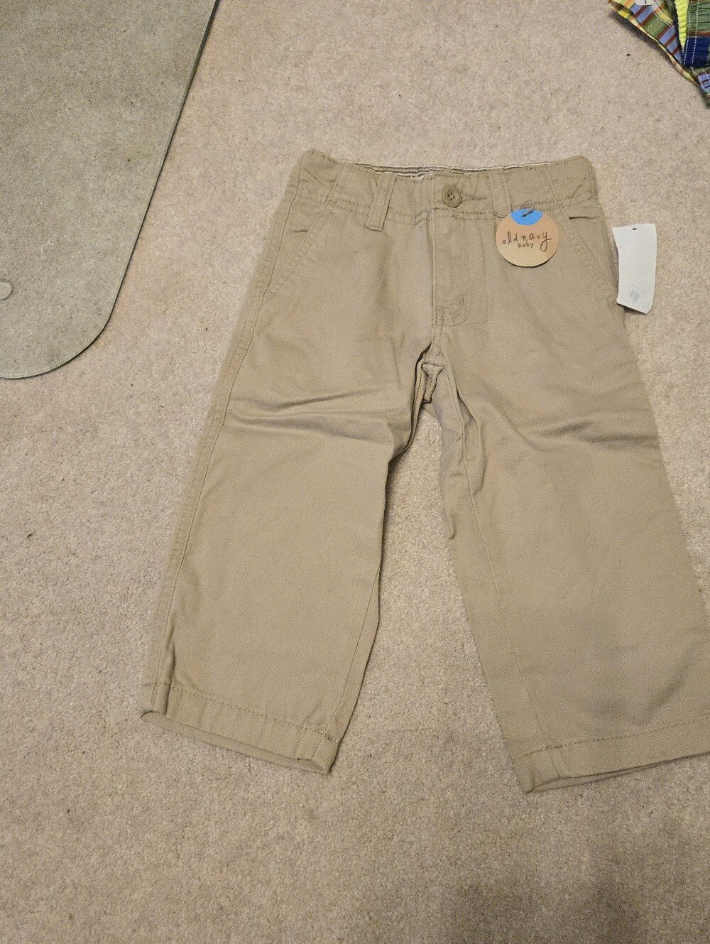 NWT Old Navy Khaki Pants Size 2T